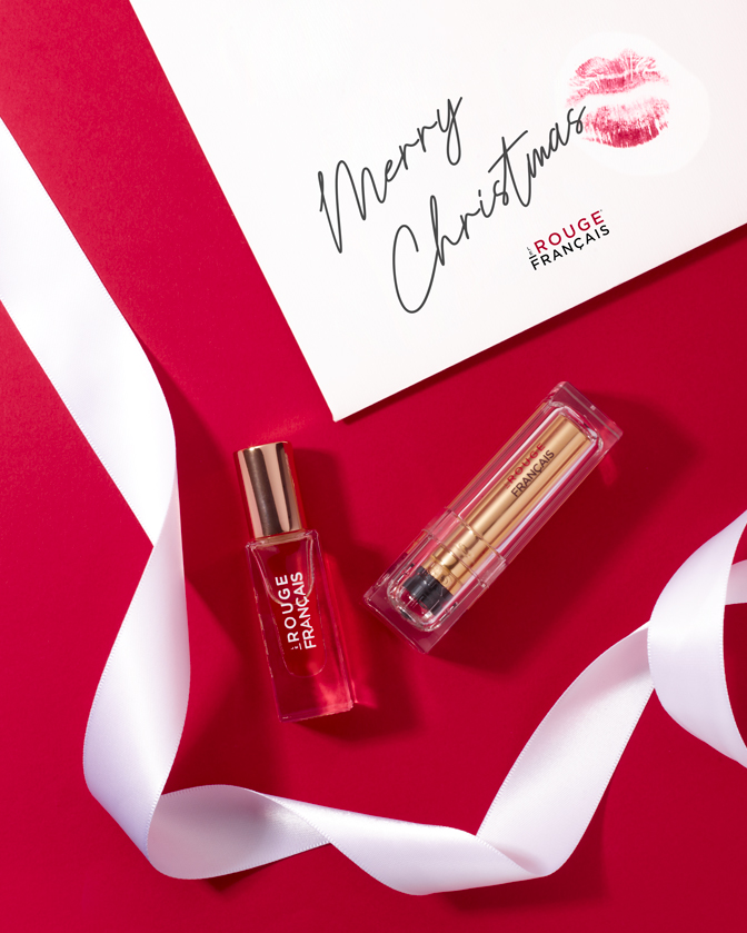 Le rouge francais photographe cosmetique paris rouge à lèvres rose rouge lettre merry christmas