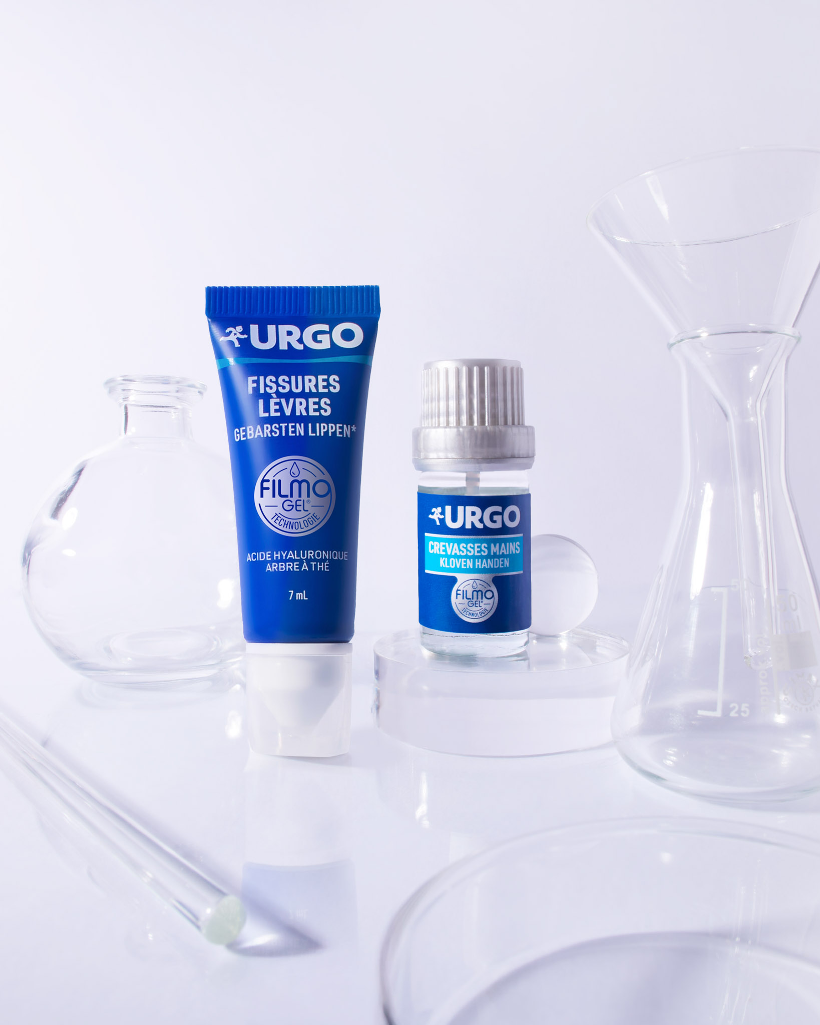 shooting cosmetique urgo produit skincare soin pour la peau soin pour les mains soin pour les lèvres peau sèche acide hyaluronique 