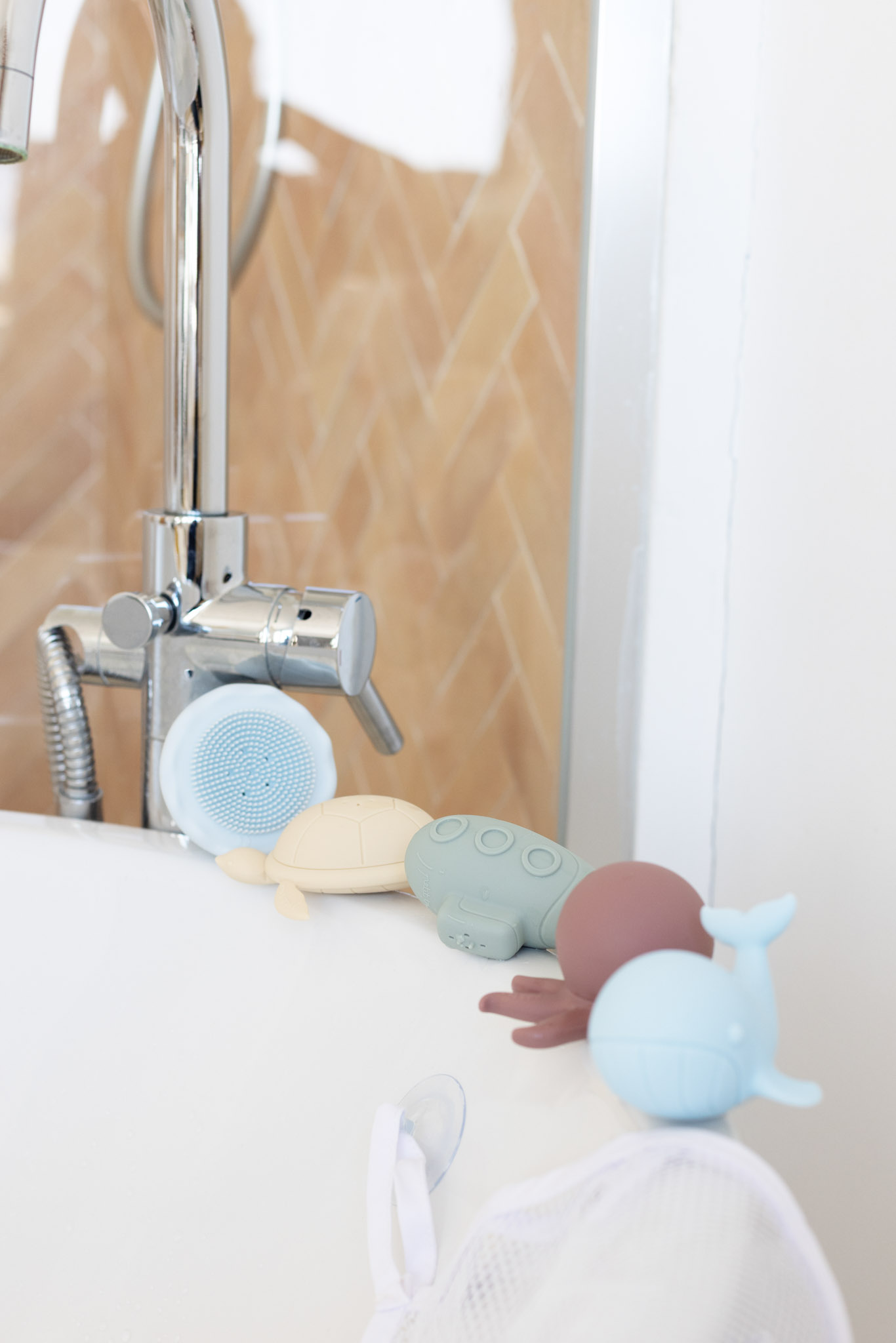 shooting bébé ustensile pour bébé french flair bain pour bébé jouet pour le bain baignoire