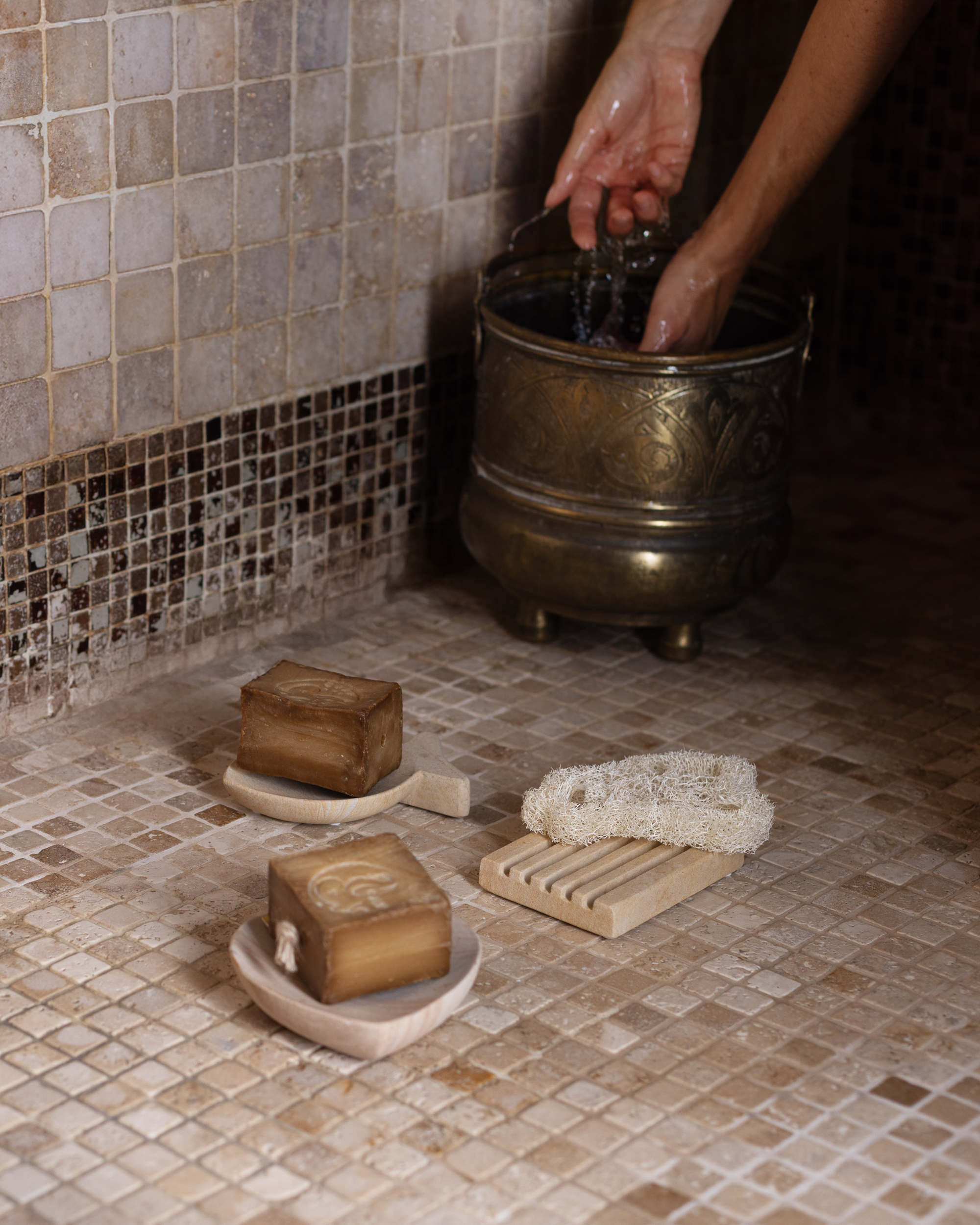 savons loofa femme dos hammam tadé photographe marseille