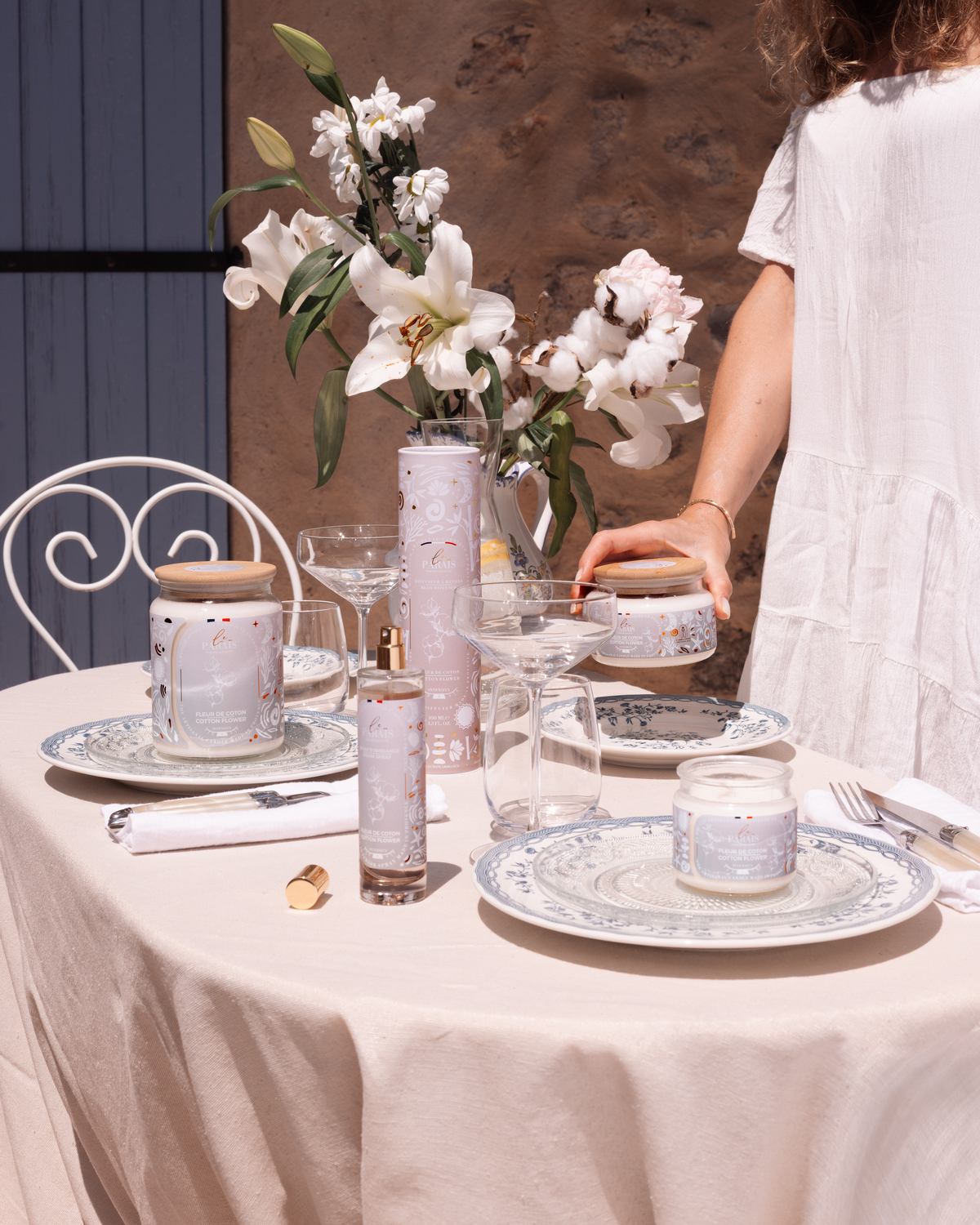 le parais marque sud bougie photographe fleurs provence lifestyle table main